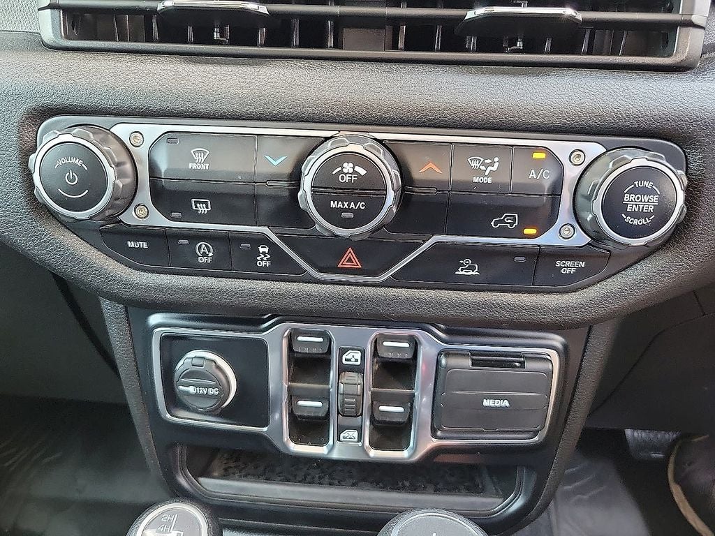 2024 Jeep Wrangler Sport RHD