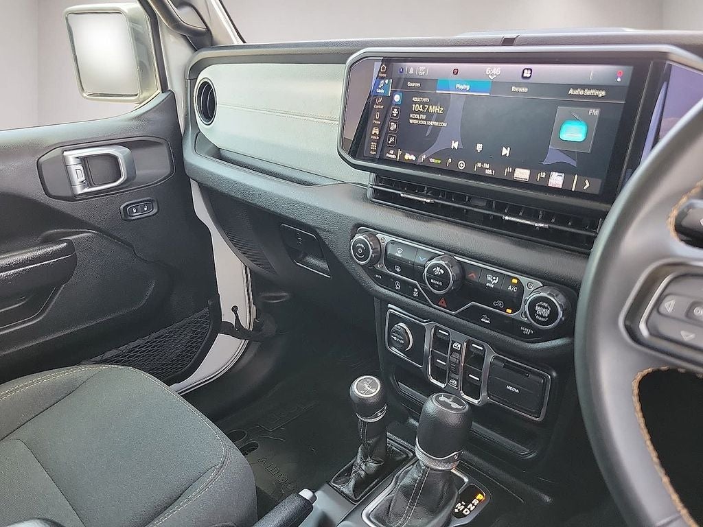 2024 Jeep Wrangler Sport RHD