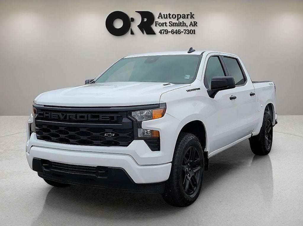 2025 Chevrolet Silverado 1500 Custom