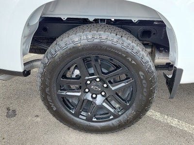 2025 Chevrolet Silverado 1500 Custom