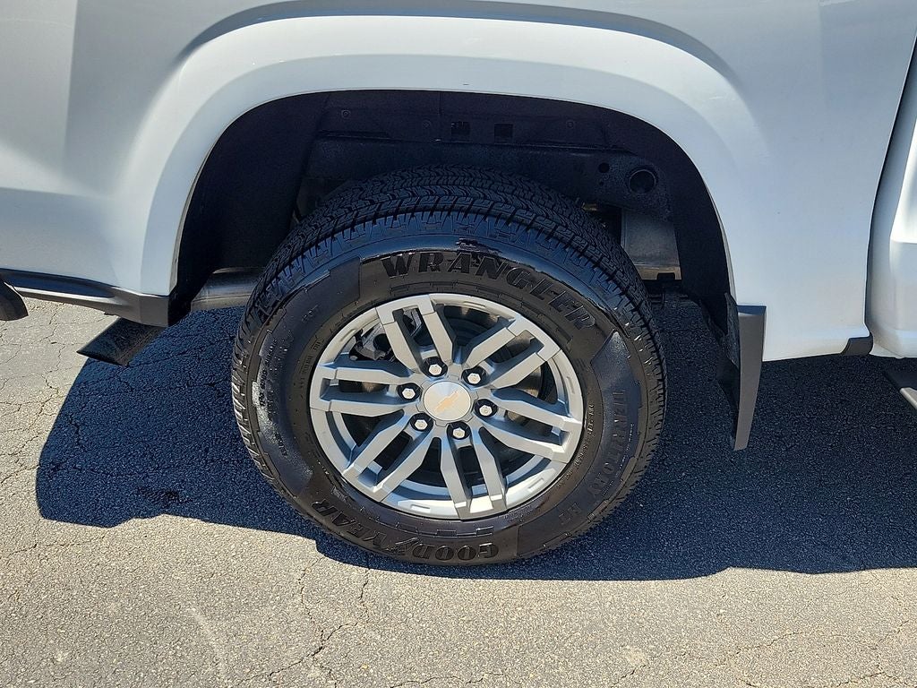 2025 Chevrolet Colorado LT
