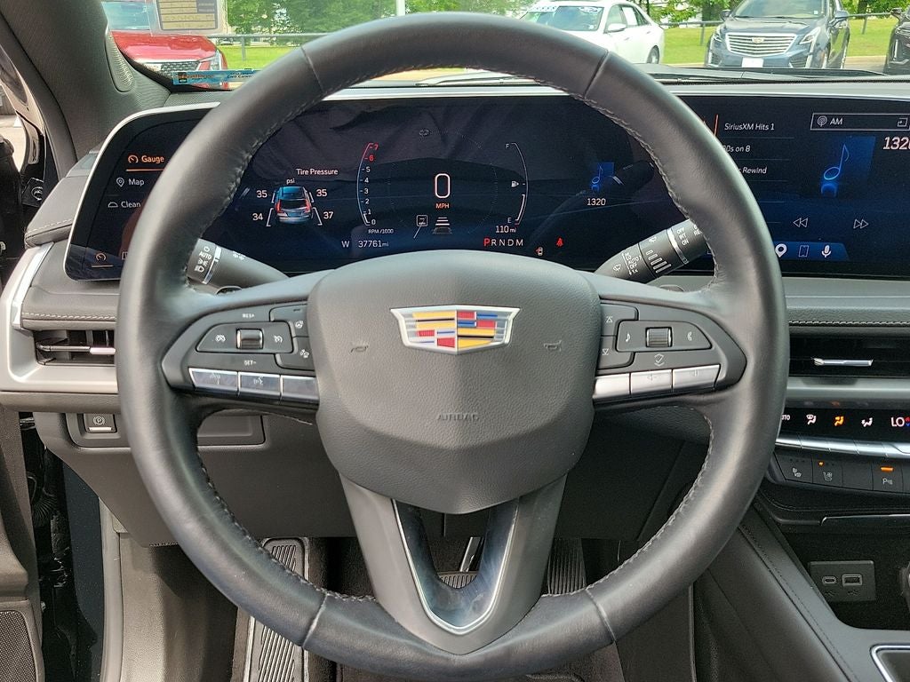 2024 Cadillac XT4 Premium Luxury