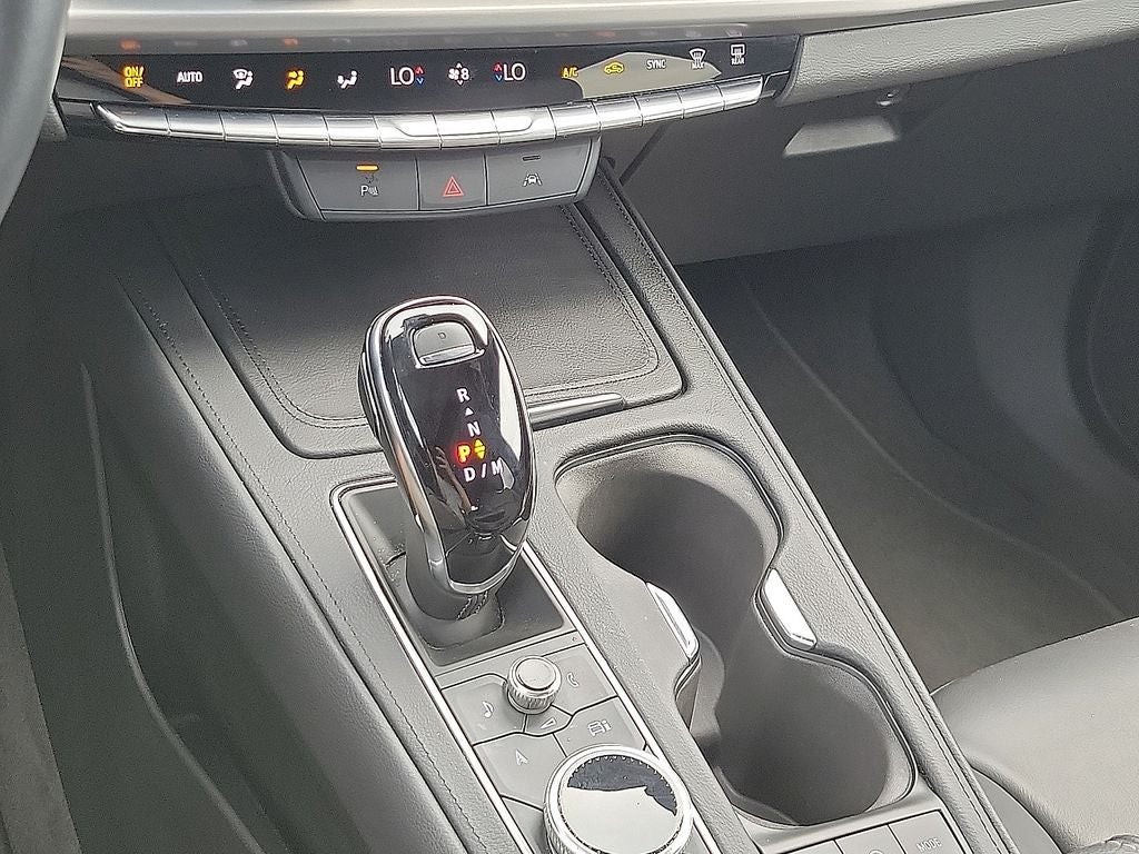 2025 Cadillac XT4 Premium Luxury