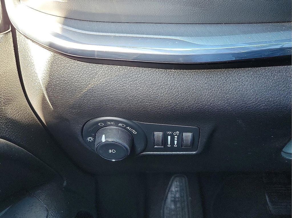 2023 Jeep Compass (Red) Edition