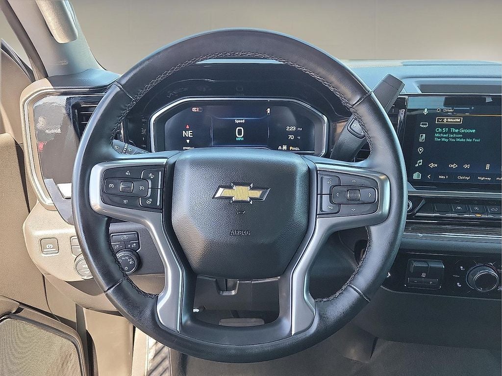2025 Chevrolet Silverado 1500 LT LT1