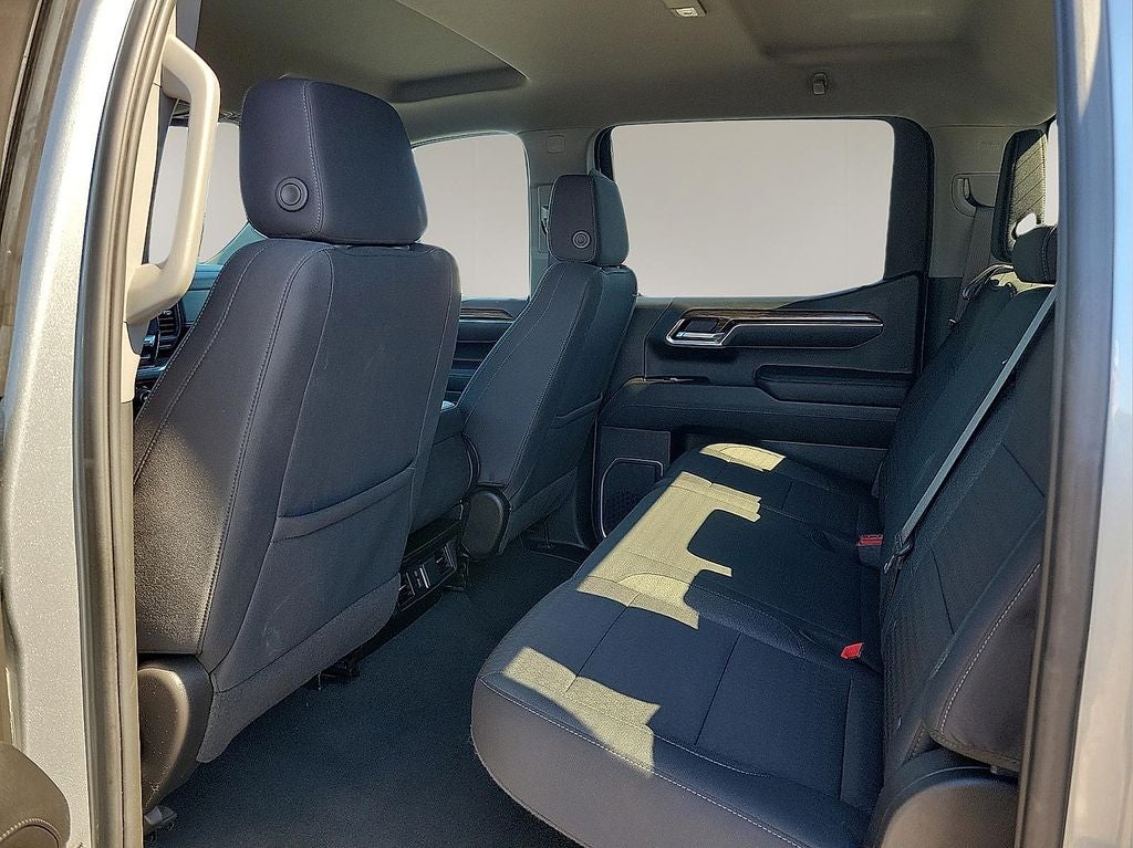 2025 Chevrolet Silverado 1500 LT LT1