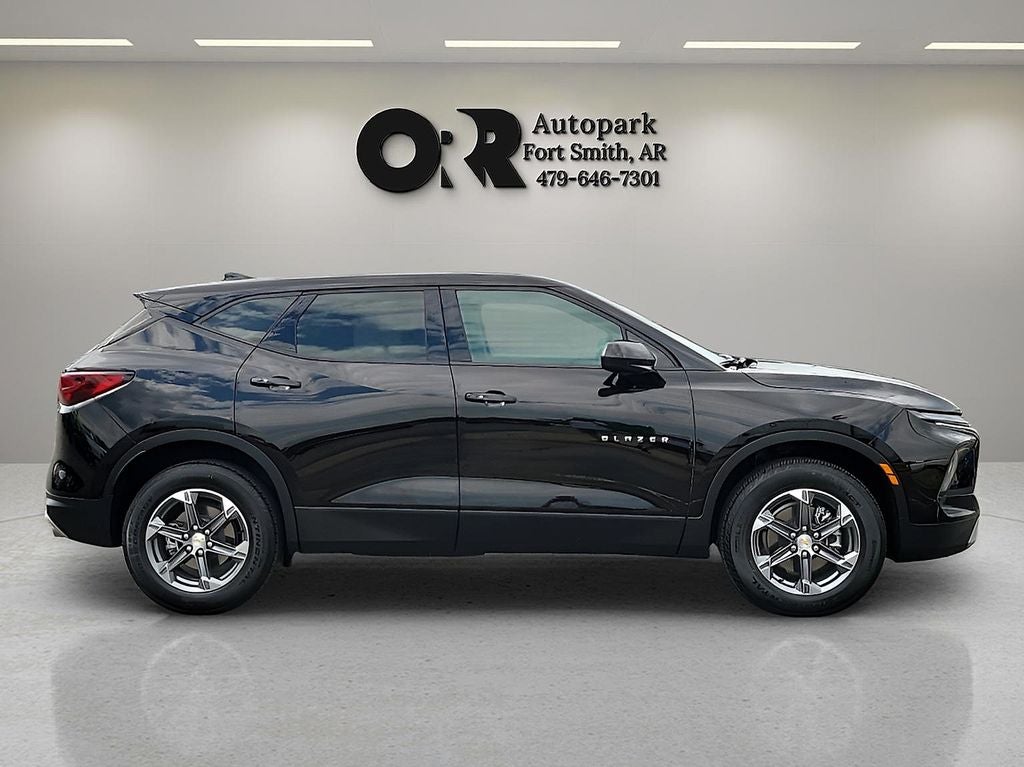 2025 Chevrolet Blazer LT