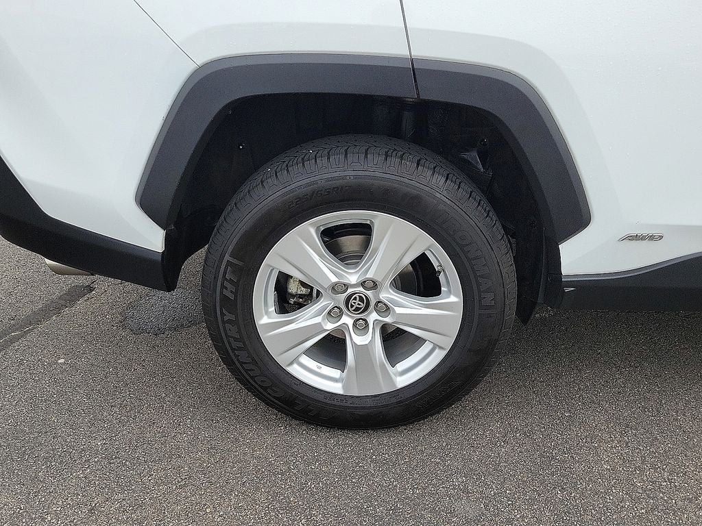 2021 Toyota RAV4 Hybrid LE