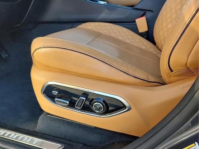 2022 Jeep Grand Cherokee Summit 4x2