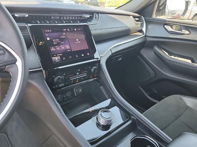 2025 Jeep Grand Cherokee Altitude 4x4