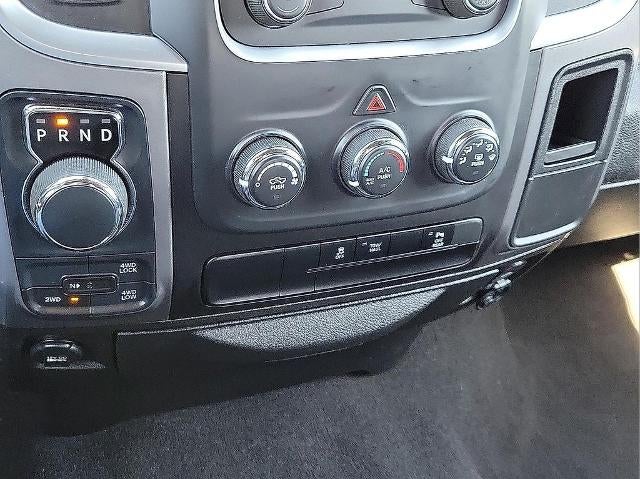 2024 RAM 1500 Classic Warlock 4x4 Crew Cab 5'7" Box