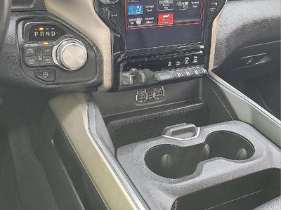 2021 RAM 1500 Laramie 4x4 Crew Cab 5'7" Box