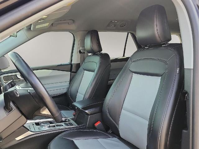 2023 Ford Explorer XLT RWD