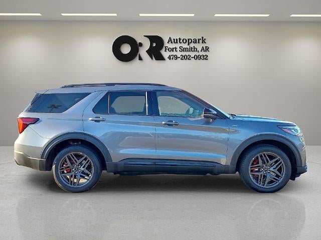 2025 Ford Explorer ST-Line 4WD