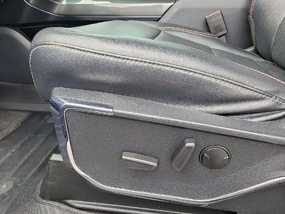 2022 Ford F-150 LARIAT 4WD SuperCrew 5.5' Box