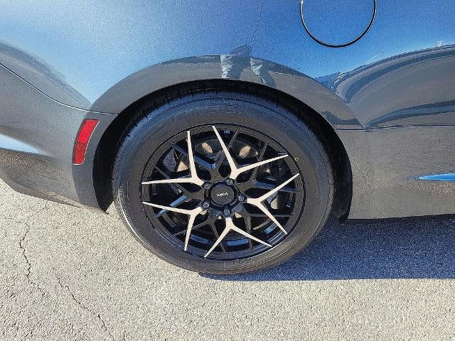 2023 Chevrolet Camaro 2dr Coupe 1LS