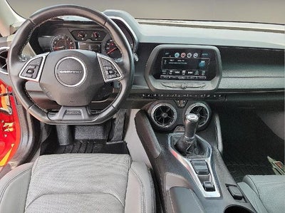 2017 Chevrolet Camaro 2dr Coupe 2LT