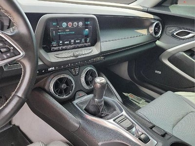 2017 Chevrolet Camaro 2dr Coupe 2LT