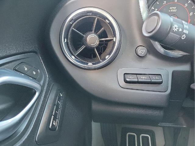 2021 Chevrolet Camaro 2dr Coupe 2SS