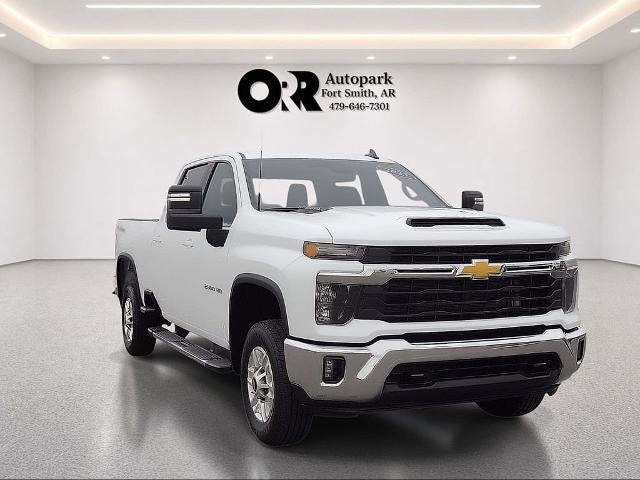 2025 Chevrolet Silverado 2500 HD Crew Cab Standard Box 4-Wheel Drive LT