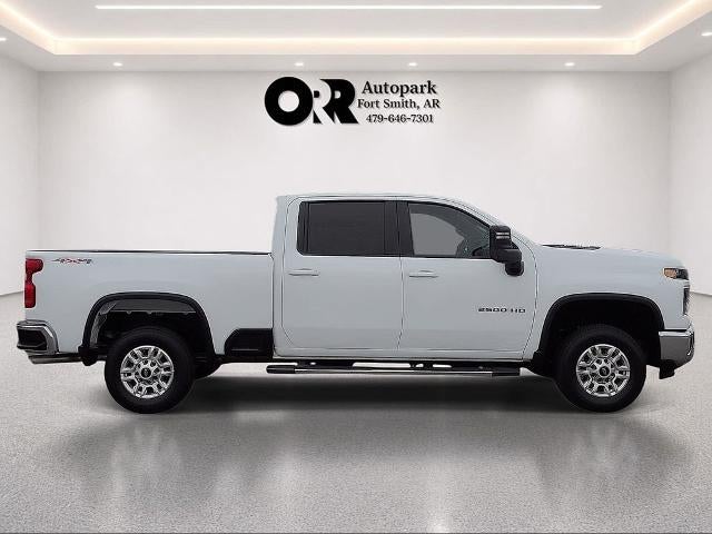 2025 Chevrolet Silverado 2500 HD Crew Cab Standard Box 4-Wheel Drive LT