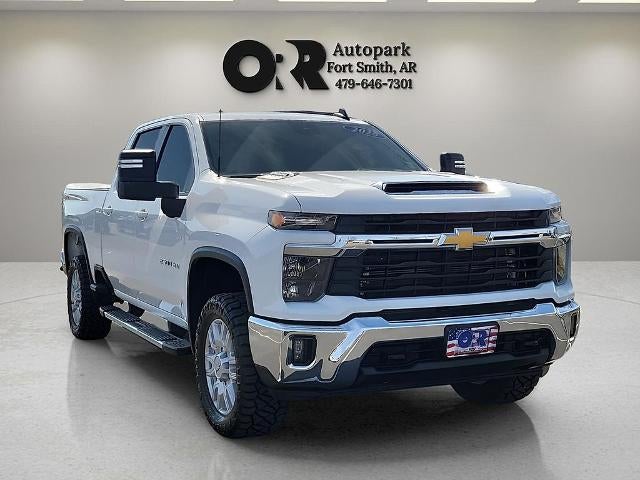 2025 Chevrolet Silverado 2500 HD Crew Cab Standard Box 4-Wheel Drive LT