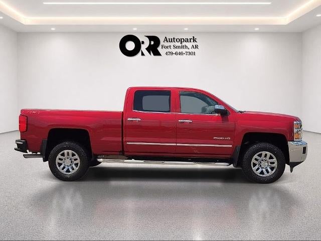 2019 Chevrolet Silverado 2500 HD Crew Cab Standard Box 4-Wheel Drive LTZ