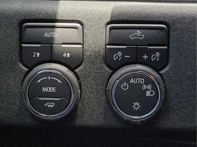 2024 Chevrolet Silverado 1500 Crew Cab Short Box 4-Wheel Drive LT 2FL