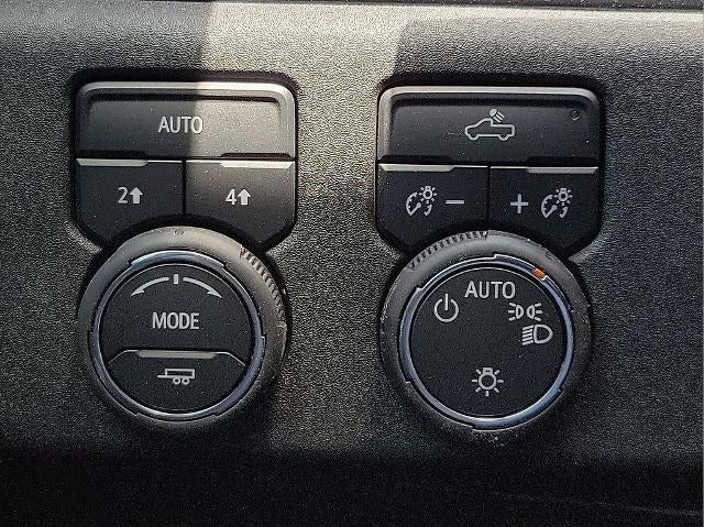 2024 Chevrolet Silverado 1500 Crew Cab Short Box 4-Wheel Drive LT 2FL