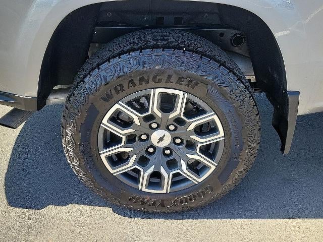 2024 Chevrolet Colorado Crew Cab Short Box 4-Wheel Drive Z71