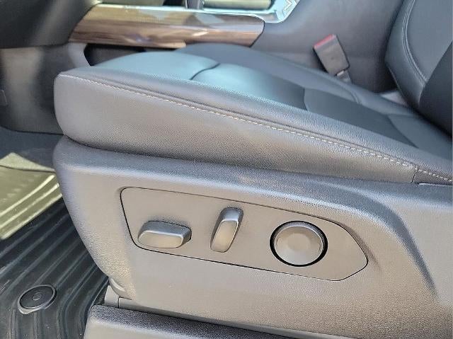 2025 Chevrolet Silverado 1500 Crew Cab Short Box 4-Wheel Drive RST