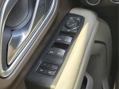 2023 GMC Yukon 2WD 4dr SLT