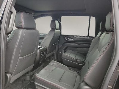 2023 Chevrolet Suburban 4WD RST