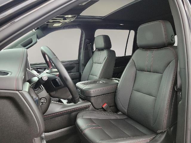 2023 Chevrolet Suburban 4WD RST