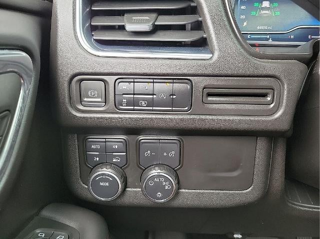 2023 Chevrolet Suburban 4WD RST