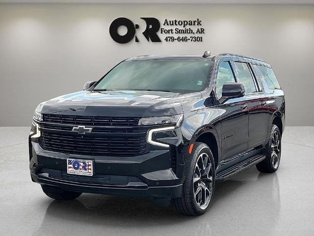2023 Chevrolet Suburban 4WD RST