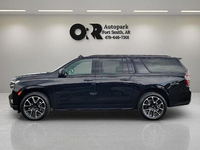 2023 Chevrolet Suburban 4WD RST