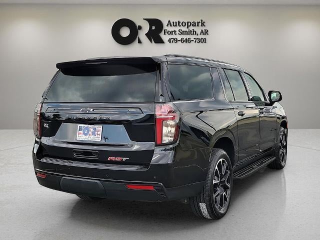 2023 Chevrolet Suburban 4WD RST