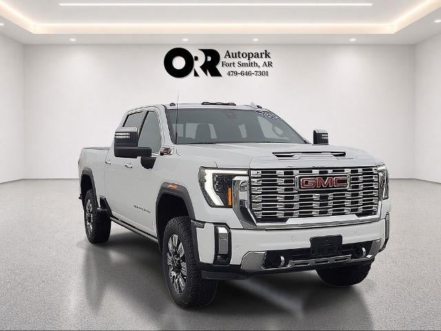 2024 GMC Sierra 2500 HD Crew Cab Standard Box 4-Wheel Drive Denali