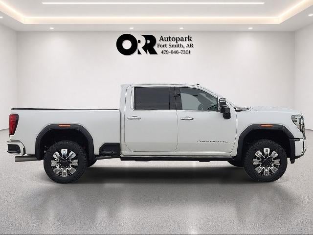 2024 GMC Sierra 2500 HD Crew Cab Standard Box 4-Wheel Drive Denali