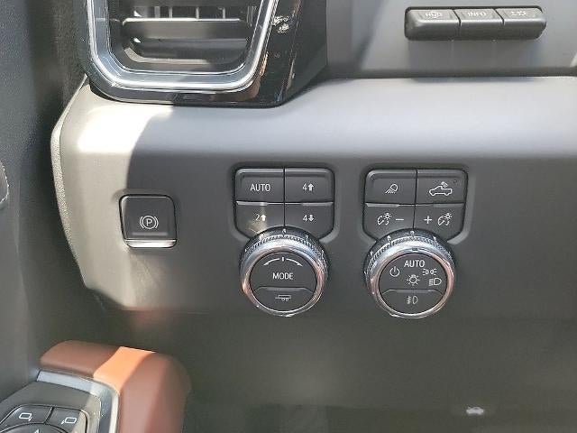 2026 GMC Sierra 2500 HD Crew Cab Standard Box 4-Wheel Drive Denali Ultimate