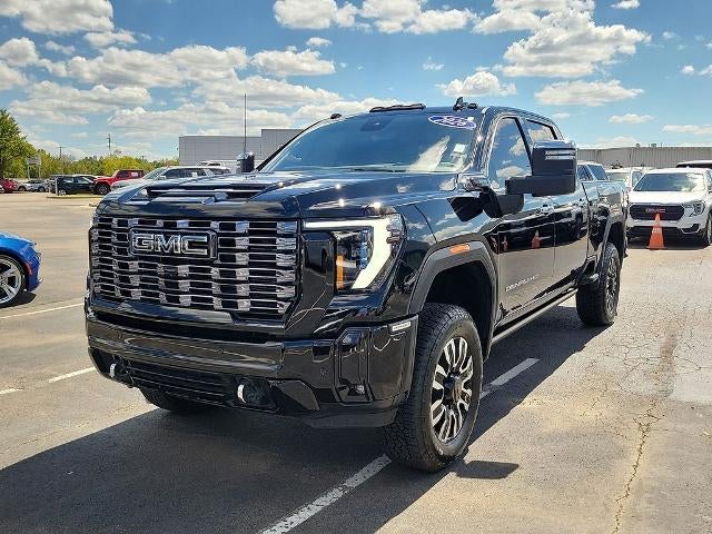 2026 GMC Sierra 2500 HD Crew Cab Standard Box 4-Wheel Drive Denali Ultimate