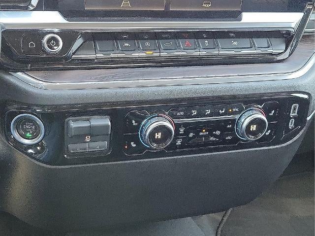 2025 GMC Sierra 1500 Crew Cab Short Box 4-Wheel Drive SLT