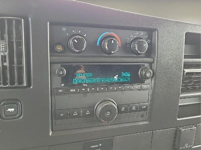 2024 GMC Savana Cargo Van 2500 Regular Wheelbase Rear-Wheel Drive