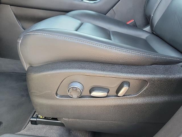 2025 Cadillac XT4 FWD 4dr Premium Luxury