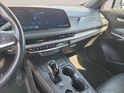 2025 Cadillac XT4 FWD 4dr Premium Luxury