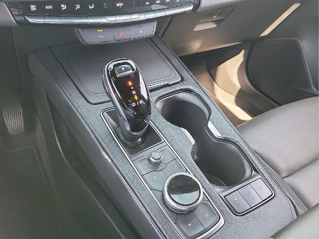2025 Cadillac XT4 AWD 4dr Premium Luxury