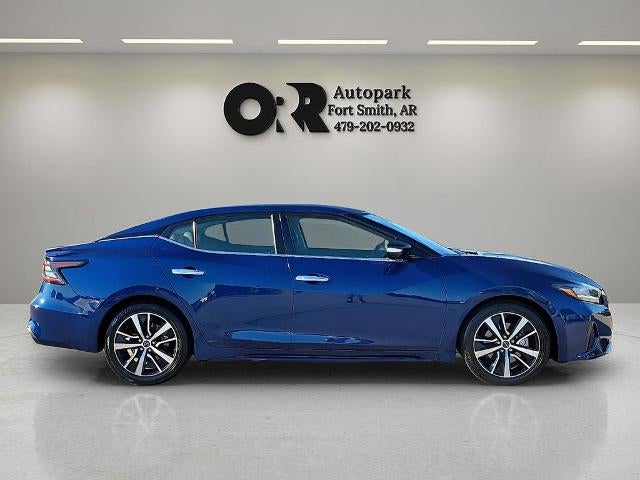 2023 Nissan Maxima SV CVT