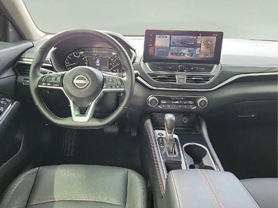 2025 Nissan Altima SR FWD