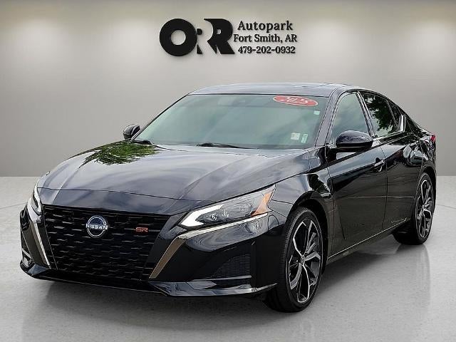 2025 Nissan Altima SR FWD